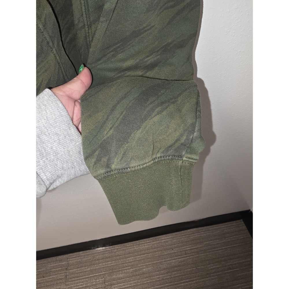 Nike Men's Hoodie Medium‎ Green Camo Sweatshirt DD5126-326 Pullover Swoosh Neon - Picture 7 of 8